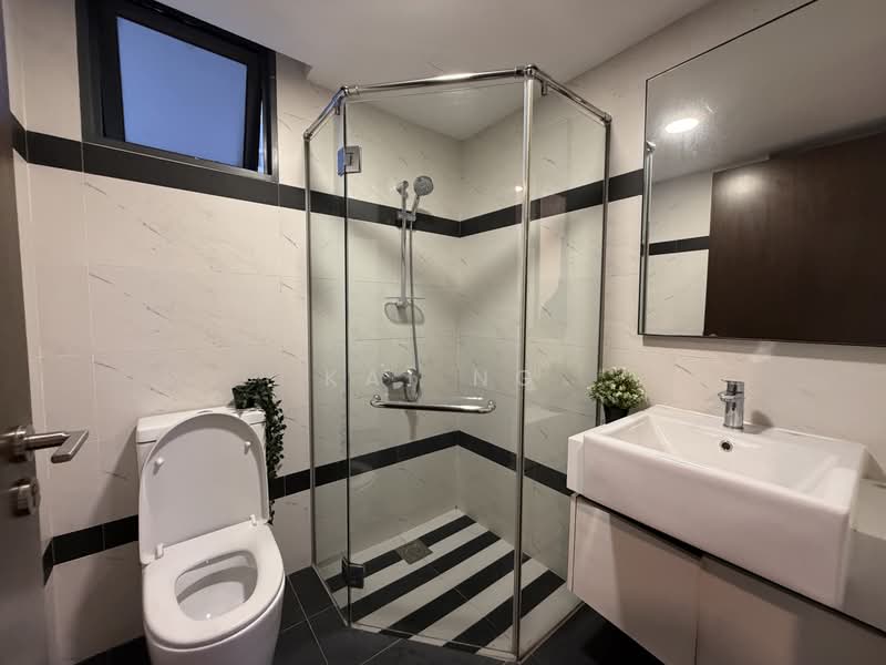 Symphony Suites, 1 Yishun Close, 3 Bedrooms, 915 sqft, Condominium For Rent, by Kai Ng, 500225593 - Bathroom - PropertyGuru.com.sg