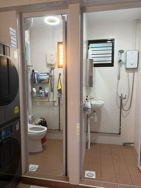 108 Serangoon North Avenue 1, 108 Serangoon North Avenue 1, Room Rental, 130 sqft, HDB Flat For Rent, by Shu Xuan, 500225594 - Bathroom - PropertyGuru.com.sg