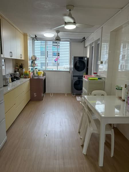 108 Serangoon North Avenue 1, 108 Serangoon North Avenue 1, Room Rental, 130 sqft, HDB Flat For Rent, by Shu Xuan, 500225594 - Kitchen - PropertyGuru.com.sg