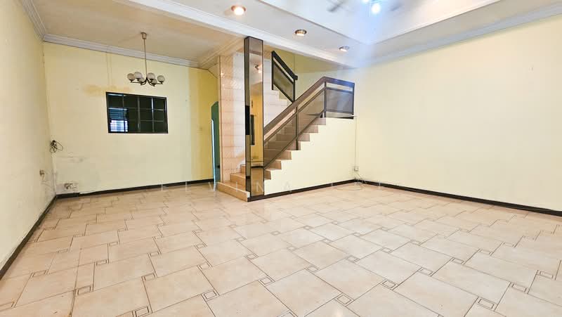 Beauty Garden, Punggol Road, 4 Bedrooms, 2,500 sqft, Terraced House For Sale, by Elvina Lee, 500225605 - Living Room - PropertyGuru.com.sg