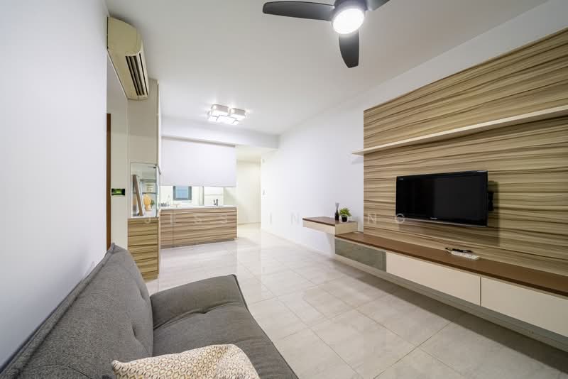 Parc Centros, 92 Punggol Central, 2 Bedrooms, 1,033 sqft, Condominium For Sale, by Jesslin Ong, 500225612 - Living Room - PropertyGuru.com.sg