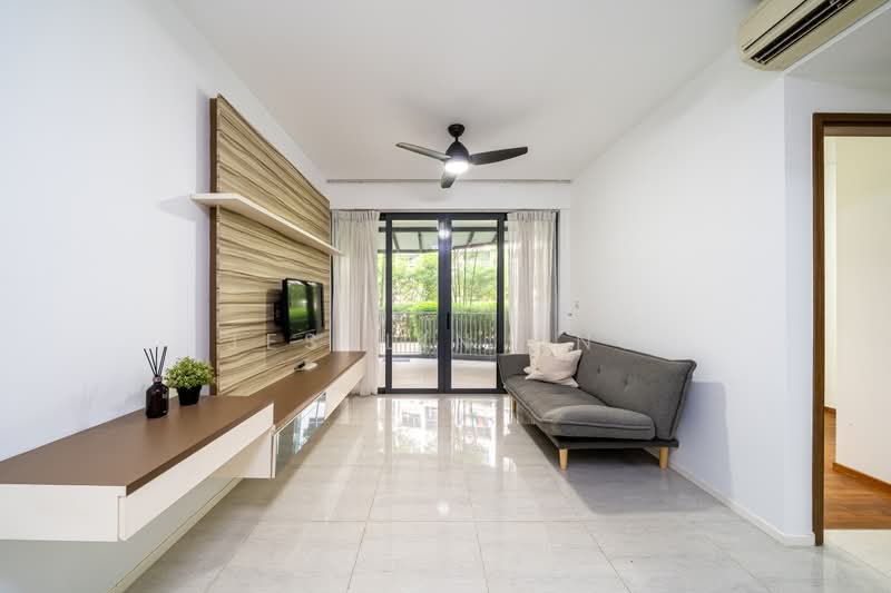 Parc Centros, 92 Punggol Central, 2 Bedrooms, 1,033 sqft, Condominium For Sale, by Jesslin Ong, 500225612 - Living Room - PropertyGuru.com.sg