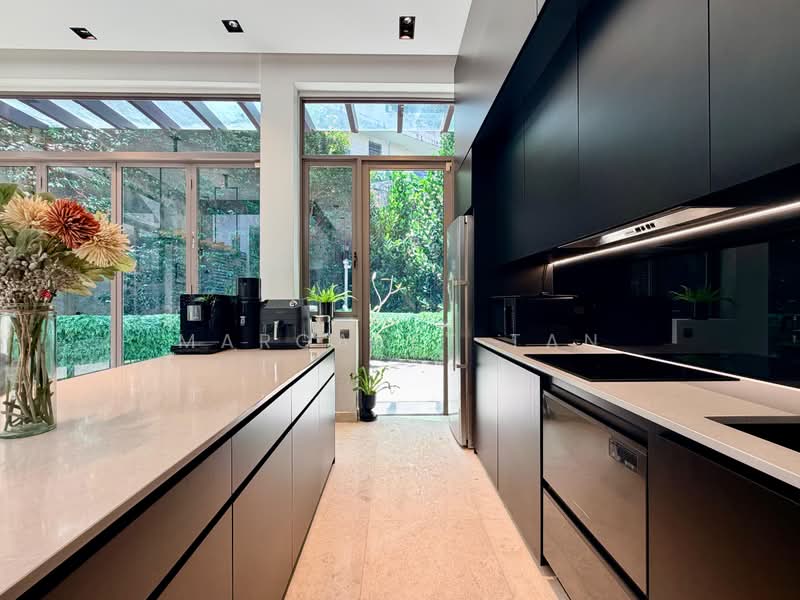 The Chancery Residence, 33E Chancery Lane, 4 Bedrooms, 3,638 sqft, Cluster House For Sale, by Margaret Tan, 500225613 - Kitchen - PropertyGuru.com.sg