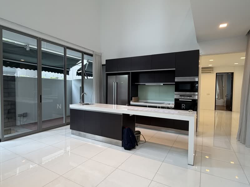 Bungalow at Tan Kim Cheng Road, , 5 Bedrooms, 7,400 sqft, Bungalow House For Rent, by Nichole Thor, 500225616 - Kitchen - PropertyGuru.com.sg