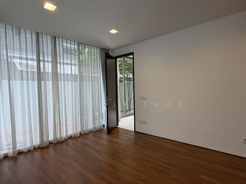 Bungalow at Tan Kim Cheng Road, , 5 Bedrooms, 7,400 sqft, Bungalow House For Rent, by Nichole Thor, 500225616 - Interior - PropertyGuru.com.sg