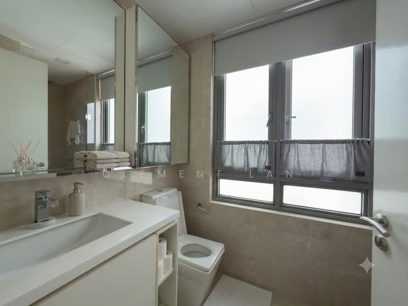 Kingsford Hillview Peak, 105 Hillview Rise, 2 Bedrooms, 829 sqft, Condominium For Sale, by Clement Lan, 500225623 - Bathroom - PropertyGuru.com.sg