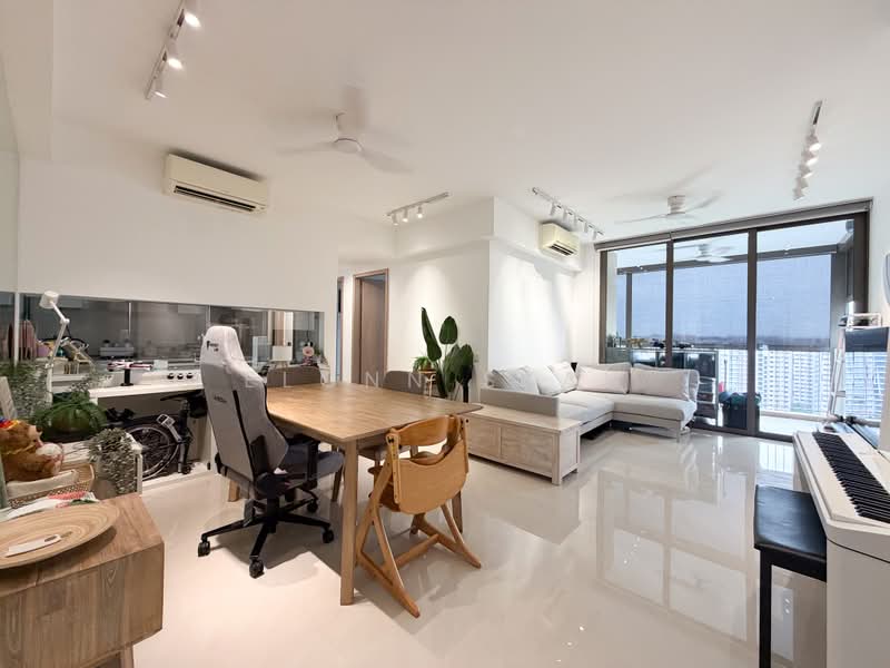 Treasure Crest, 62 Anchorvale Crescent, 3 Bedrooms, 1,151 sqft, Executive Condominium For Rent, by Elonn Seah, 500225636 - Living Room - PropertyGuru.com.sg