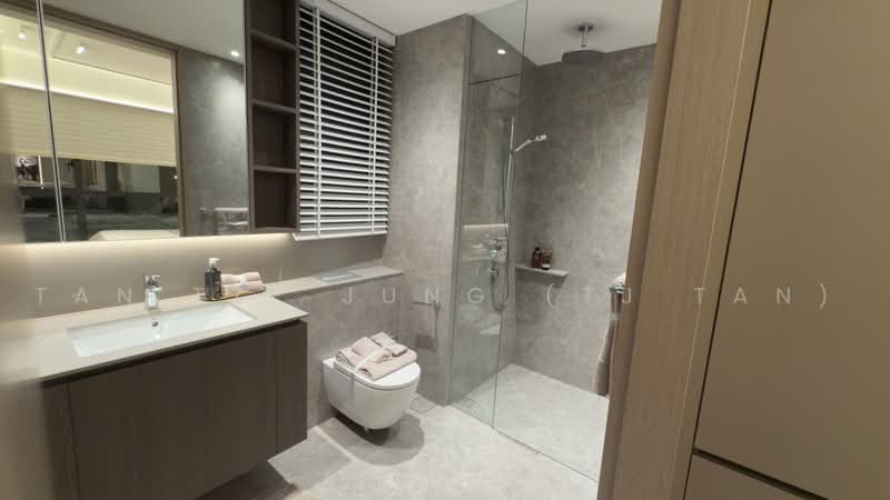 Rare 4 Bedroom Family Home Available, Changi Airport / Changi Village, 4 Bedrooms, 990 sqft, Condominium For Sale, by Tan Tze Jung (TJ Tan), 500225644 - Bathroom - PropertyGuru.com.sg