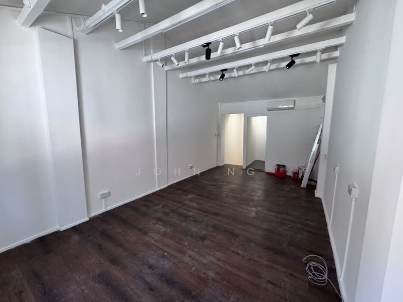 Kampong Glam Shop House, Arab Street, Beach Road / Bugis / Rochor, 400 sqft, Shop / Shophouse For Rent, by John Ng, 500225649 - Interior - CommercialGuru.com.sg