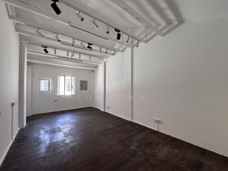 Kampong Glam Shop House, Arab Street, Beach Road / Bugis / Rochor, 400 sqft, Shop / Shophouse For Rent, by John Ng, 500225649 - Interior - CommercialGuru.com.sg