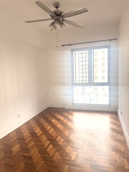 Parkview Apartments, 1 Bukit Batok Street 25, 3 Bedrooms, 1,130 sqft, Apartment For Sale, by Terence Tang, 500225659 - Interior - PropertyGuru.com.sg