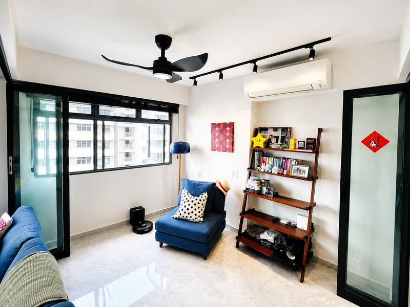 627A Tampines Street 61, 627A Tampines Street 61, 3 Bedrooms, 1,001 sqft, HDB Flat For Sale, by Mark Ng, 500225669 - Living Room - PropertyGuru.com.sg