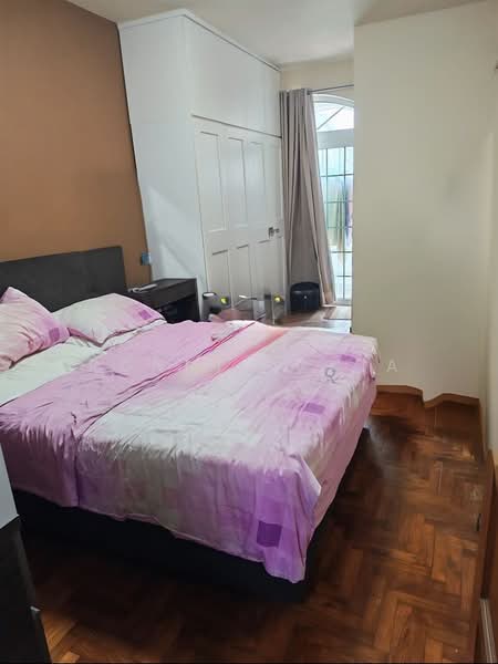Yong Seng Estate, Jalan Senang, 6 Bedrooms, 3,300 sqft, Corner Terrace For Sale, by Ronnie Chia, 500225684 - Bedroom - PropertyGuru.com.sg