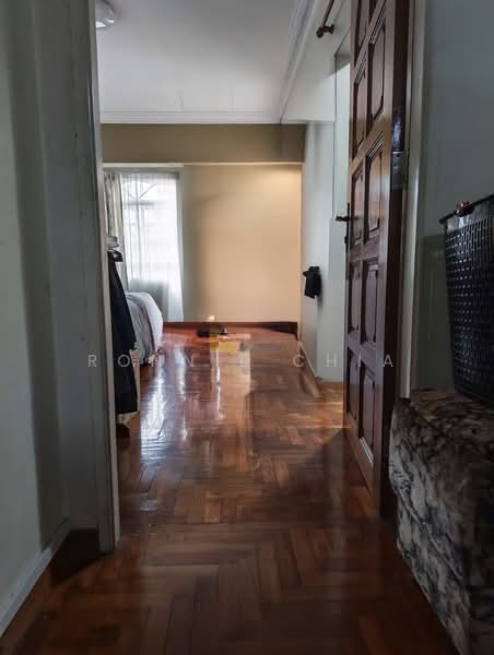 Yong Seng Estate, Jalan Senang, 6 Bedrooms, 3,300 sqft, Corner Terrace For Sale, by Ronnie Chia, 500225684 - Interior - PropertyGuru.com.sg