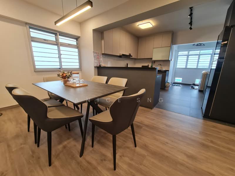 343 Tampines Street 33, 343 Tampines Street 33, 3 Bedrooms, 1,453 sqft, HDB Flat For Sale, by Janice Sng, 500225696 - Dining Room - PropertyGuru.com.sg
