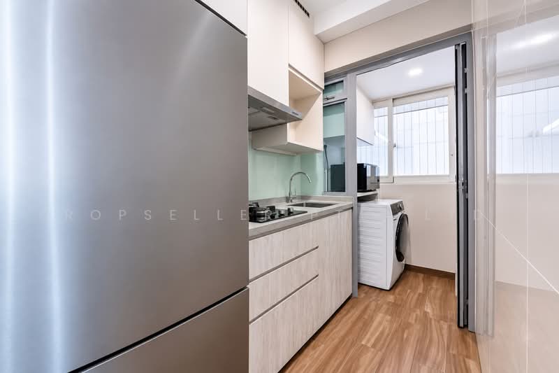 519A Tampines Central 8, 519A Tampines Central 8, 2 Bedrooms, 667 sqft, HDB Flat For Sale, by Aileen Chew, 500225697 - Kitchen - PropertyGuru.com.sg