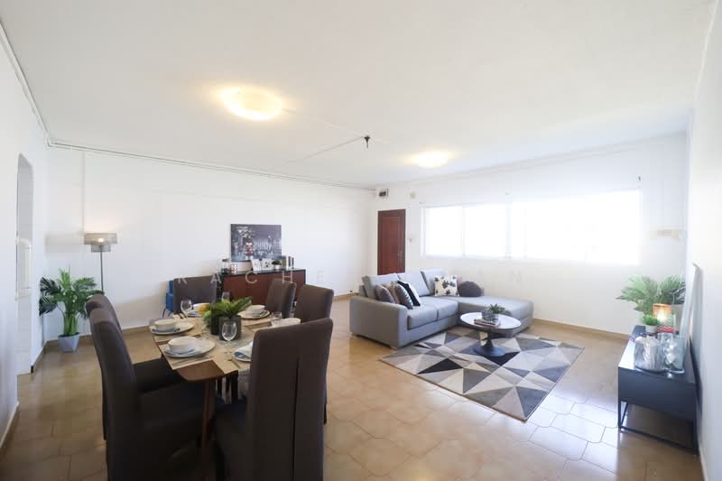 261 Tampines Street 21, 261 Tampines Street 21, 3 Bedrooms, 1,130 sqft, HDB Flat For Sale, by Rachel Chan, 500225700 - Living Room - PropertyGuru.com.sg