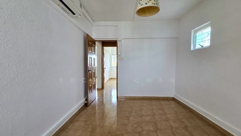 261 Tampines Street 21, 261 Tampines Street 21, 3 Bedrooms, 1,130 sqft, HDB Flat For Sale, by Rachel Chan, 500225700 - Master Bedroom - PropertyGuru.com.sg