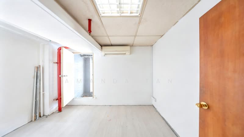 Enterprise Centre, 20 Bukit Batok Crescent, 4,009 sqft, Light Industrial (B1) For Sale, by Amanda Tan, 500225704 - Interior - CommercialGuru.com.sg