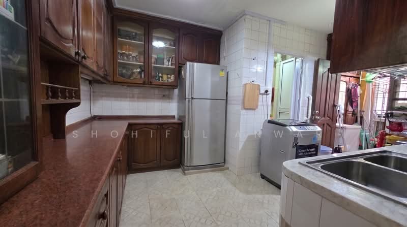 759 Choa Chu Kang North 5, 759 Choa Chu Kang North 5, 4 Bedrooms, 1,560 sqft, HDB Flat For Sale, by Shohiful Anwar, 500225711 - Kitchen - PropertyGuru.com.sg