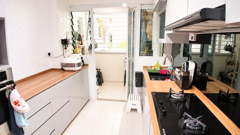 256B Sumang Walk, 256B Sumang Walk, 3 Bedrooms, 93 sqft, HDB Flat For Sale, by Rusydi Ismail, 500225714 - Kitchen - PropertyGuru.com.sg