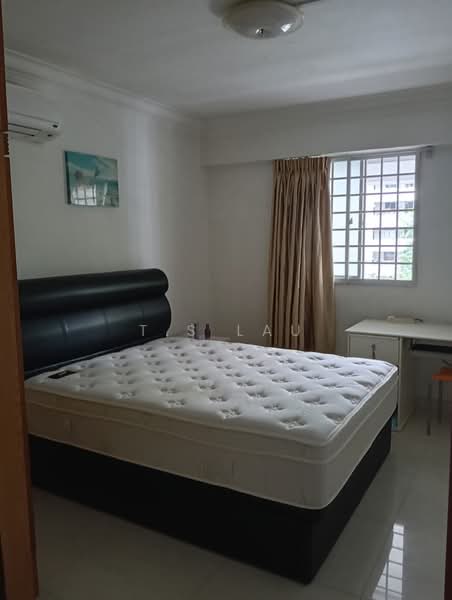 625 Ang Mo Kio Avenue 9, 625 Ang Mo Kio Avenue 9, 2 Bedrooms, 721 sqft, HDB Flat For Rent, by T.S Lau, 500225726 - Bedroom - PropertyGuru.com.sg