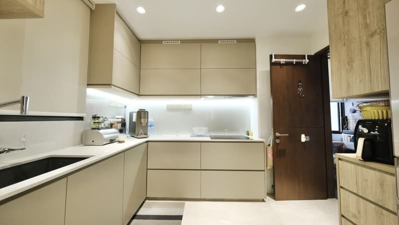 Seasons Park, 499 Yio Chu Kang Road, 2 Bedrooms, 1,066 sqft, Condominium For Sale, by Jarel Tay, 500225727 - Kitchen - PropertyGuru.com.sg