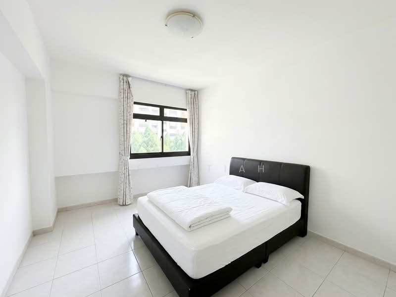 680A Jurong West Central 1, 680A Jurong West Central 1, 4 Bedrooms, 1,453 sqft, HDB Flat For Sale, by Sean Tiah, 500225735 - Bedroom - PropertyGuru.com.sg