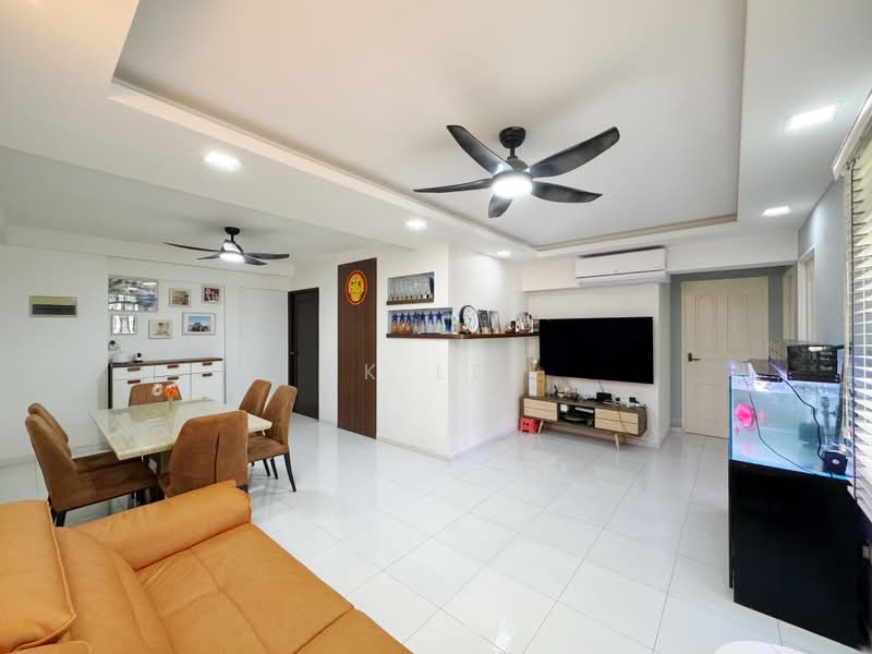 508B Wellington Circle, 508B Wellington Circle, 3 Bedrooms, 969 sqft, HDB Flat For Sale, by SK Lee, 500225738 - Living Room - PropertyGuru.com.sg
