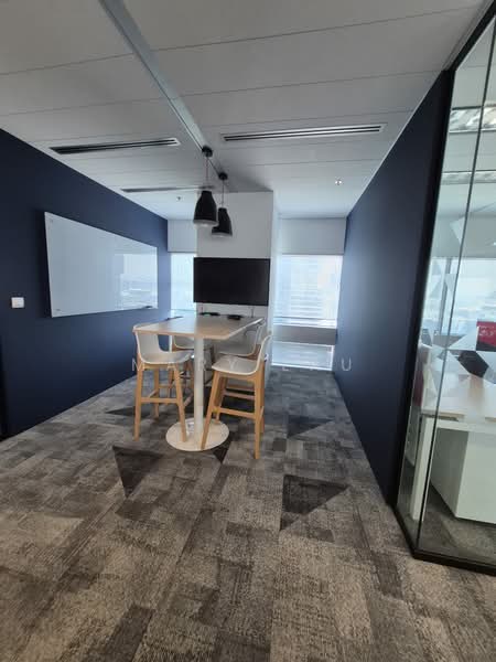 Gateway East, 152 Beach Road, 5,522 sqft, Office For Rent, by Mary Lau, 500225743 - Interior - CommercialGuru.com.sg