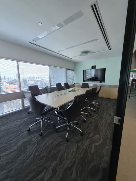 Gateway East, 152 Beach Road, 5,522 sqft, Office For Rent, by Mary Lau, 500225743 - Interior - CommercialGuru.com.sg