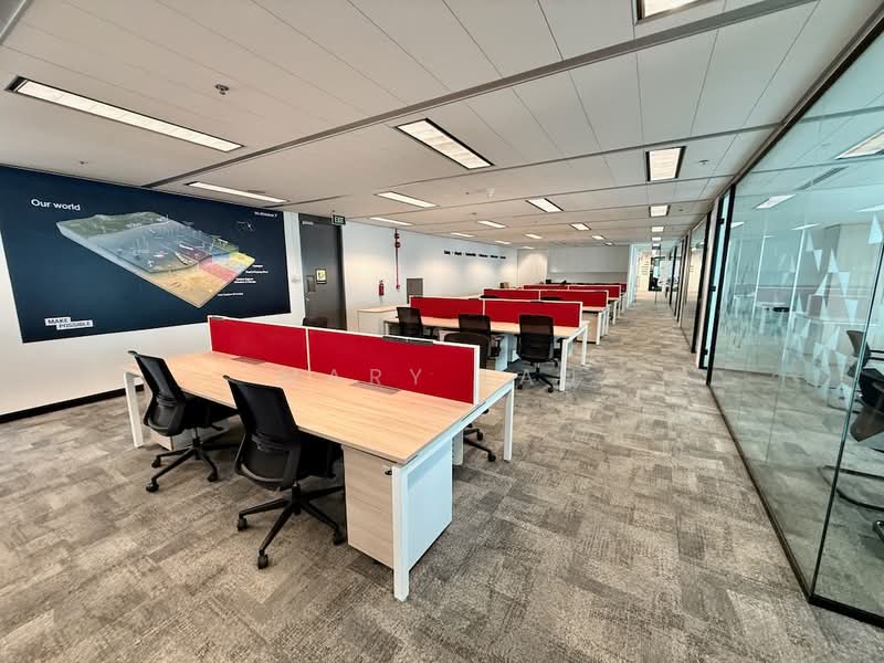 Gateway East, 152 Beach Road, Beach Road / Bugis / Rochor, 6,359 sqft, Office For Rent, by Mary Lau, 500225743 - Interior - CommercialGuru.com.sg