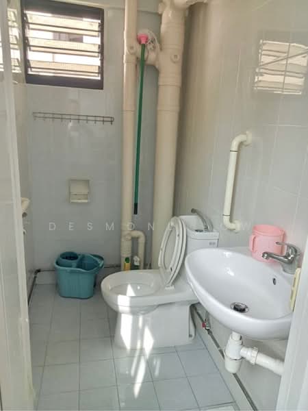 406 Tampines Street 41, 406 Tampines Street 41, 2 Bedrooms, 688 sqft, HDB Flat For Rent, by Desmond Low, 500225750 - PropertyGuru.com.sg