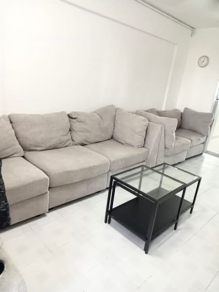 406 Tampines Street 41, 406 Tampines Street 41, 2 Bedrooms, 688 sqft, HDB Flat For Rent, by Desmond Low, 500225750 - PropertyGuru.com.sg