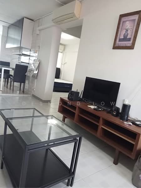 406 Tampines Street 41, 406 Tampines Street 41, 2 Bedrooms, 688 sqft, HDB Flat For Rent, by Desmond Low, 500225750 - PropertyGuru.com.sg