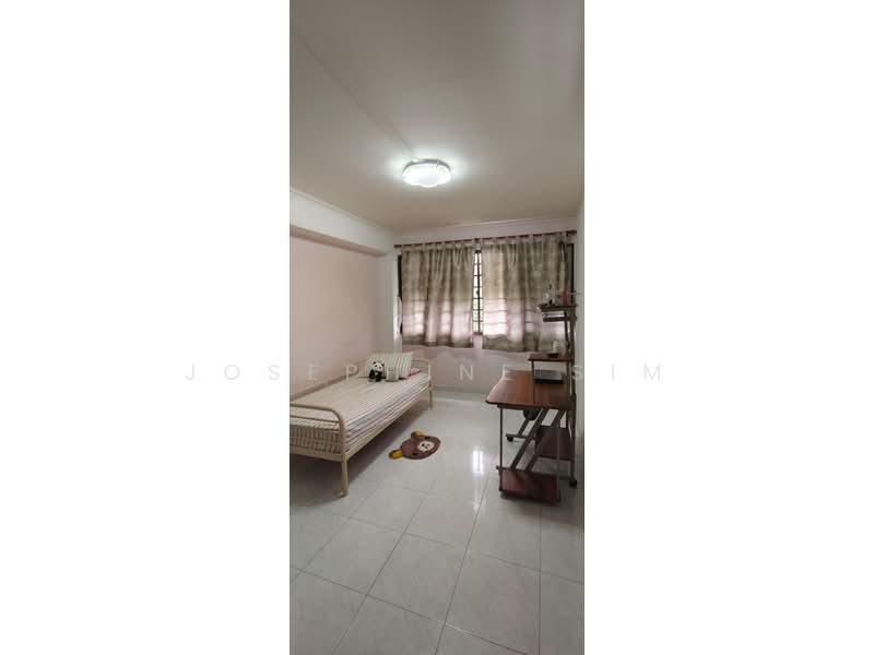 122 Pasir Ris Street 11, 122 Pasir Ris Street 11, Room Rental, 150 sqft, HDB Flat For Rent, by Josephine Sim, 500225756 - Bedroom - PropertyGuru.com.sg