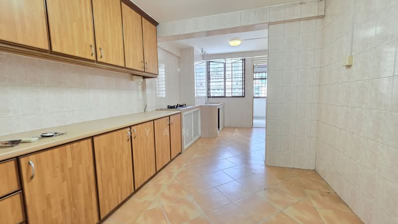 117 Lorong 1 Toa Payoh, 117 Lorong 1 Toa Payoh, 2 Bedrooms, 700 sqft, HDB Flat For Sale, by Ryan Tan, 500225758 - Kitchen - PropertyGuru.com.sg