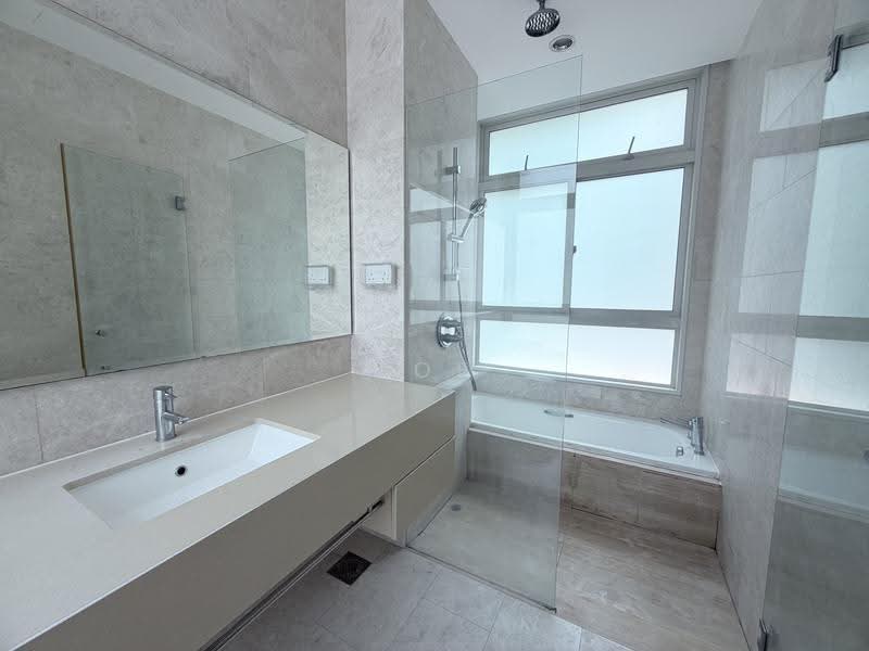 The Botanic on Lloyd, 33 Lloyd Road, Orchard / River Valley, 3 Bedrooms, 1,938 sqft, Condominium For Rent, by Zoe Yee, 500225759 - PropertyGuru.com.sg