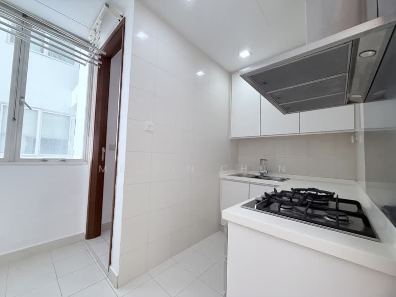 Saint Thomas Suites, 33 St Thomas Walk, 4 Bedrooms, 2,013 sqft, Condominium For Rent, by Melvin Chun, 500225766 - Kitchen - PropertyGuru.com.sg