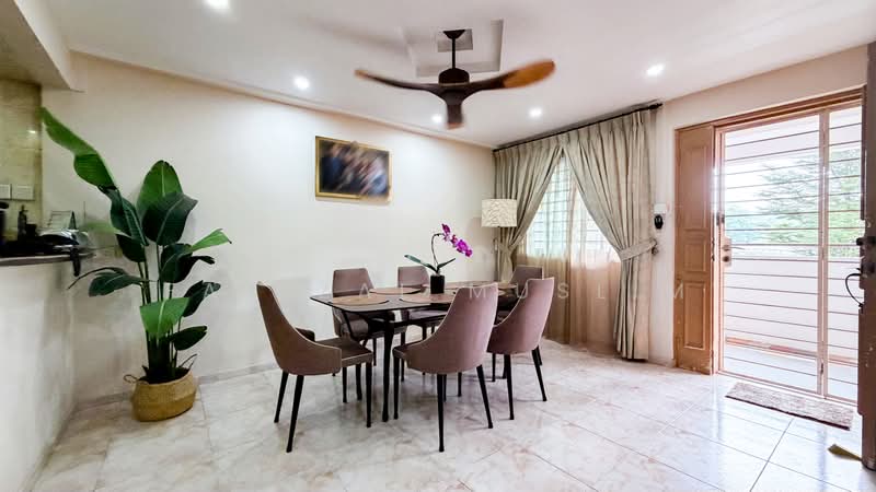 290G Bukit Batok Street 24, 290G Bukit Batok Street 24, 3 Bedrooms, 1,076 sqft, HDB Flat For Sale, by Faidzal Muslim, 500225772 - Dining Room - PropertyGuru.com.sg