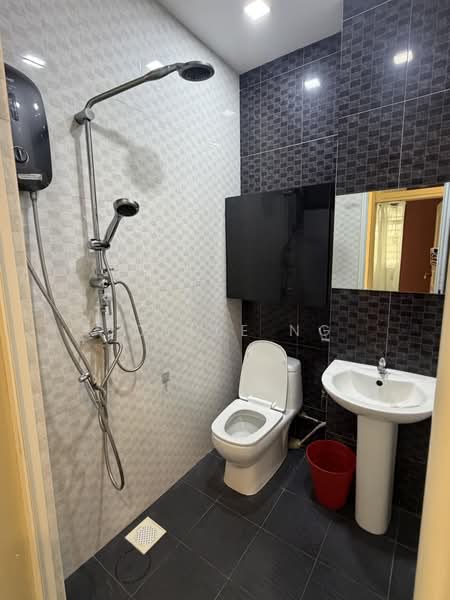The Windsor, 3A Ontario Avenue, 3 Bedrooms, 1,658 sqft, Condominium For Rent, by Joelle Ng, 500225773 - Bathroom - PropertyGuru.com.sg
