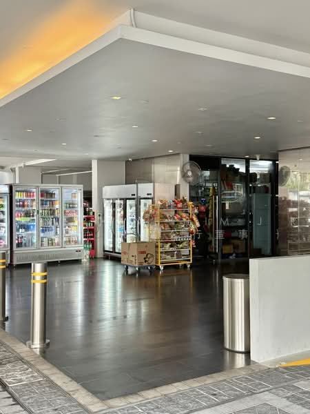 Parc Olympia, 66 Flora Drive, 2 Bedrooms, 645 sqft, Condominium For Sale, by Josephine Lim J R 林婕容 (区域分行董事 ), 500225783 - Interior - PropertyGuru.com.sg