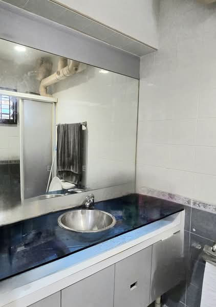 685B Choa Chu Kang Crescent, 685B Choa Chu Kang Crescent, Dairy Farm / Bukit Panjang / Choa Chu Kang, 3 Bedrooms, 1,184 sqft, HDB Flat For Sale, by Eileen Tan, 500225788 - Bathroom - PropertyGuru.com.sg