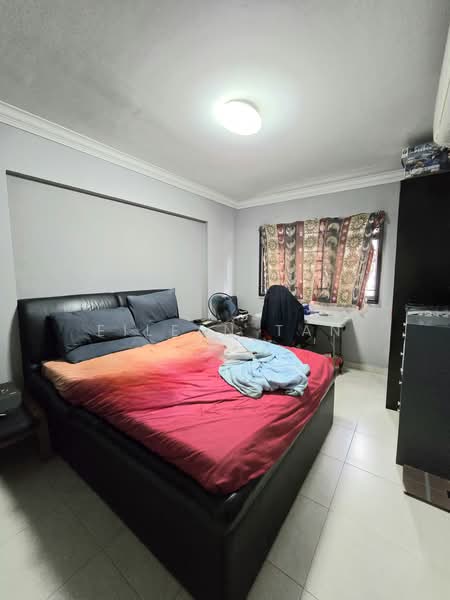 685B Choa Chu Kang Crescent, 685B Choa Chu Kang Crescent, Dairy Farm / Bukit Panjang / Choa Chu Kang, 3 Bedrooms, 1,184 sqft, HDB Flat For Sale, by Eileen Tan, 500225788 - Bedroom - PropertyGuru.com.sg
