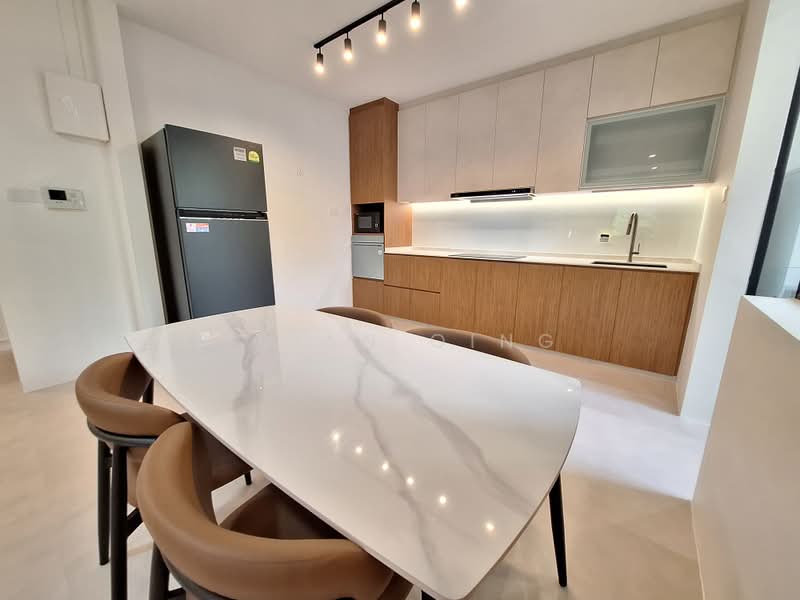 50 Coronation Road West photo 2