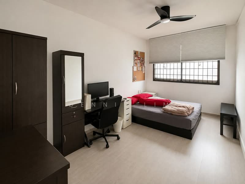 814 Jurong West Street 81, 814 Jurong West Street 81, 3 Bedrooms, 1,119 sqft, HDB Flat For Sale, by Dennis Lim, 500225795 - Bedroom - PropertyGuru.com.sg