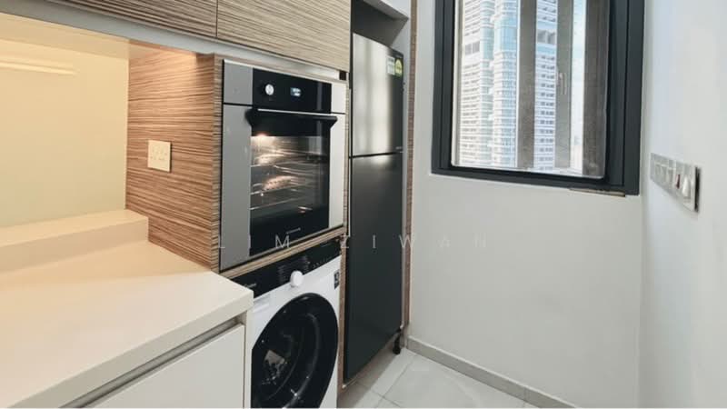 Concourse Skyline, 300 Beach Road, Beach Road / Bugis / Rochor, 1 Bedroom, 840 sqft, Condominium For Sale, by Lim Ziwan, 500225806 - PropertyGuru.com.sg