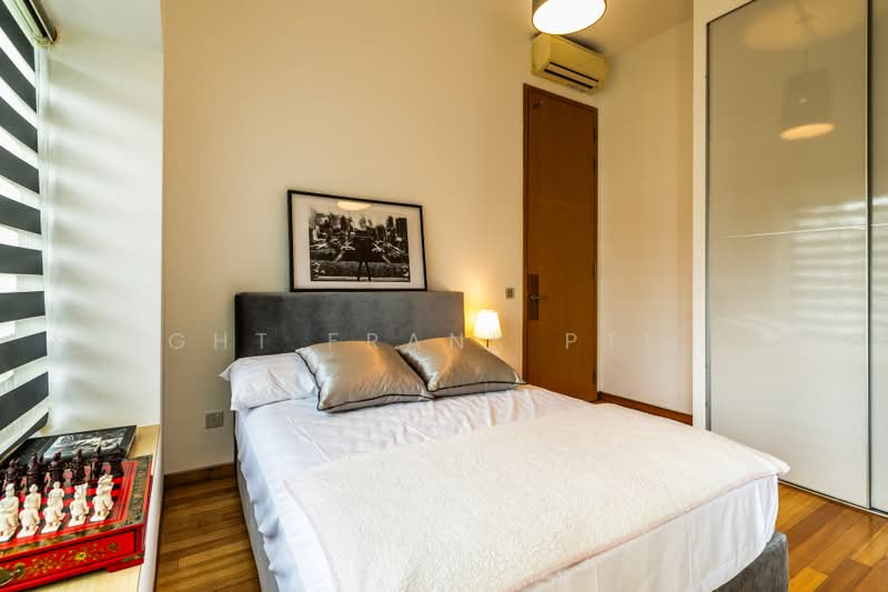 Belle Vue Residences, 15 Oxley Walk, 3 Bedrooms, 3,638 sqft, Condominium For Sale, by Evelyn Chen, 500225812 - Junior Master Bedroom - PropertyGuru.com.sg