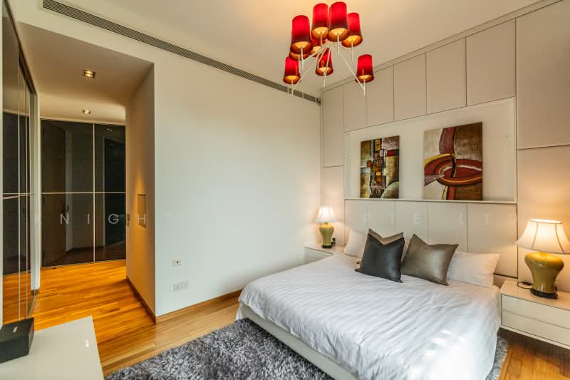 Belle Vue Residences, 15 Oxley Walk, 3 Bedrooms, 3,638 sqft, Condominium For Sale, by Evelyn Chen, 500225812 - Master Bedroom - PropertyGuru.com.sg