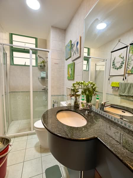 Paya Lebar Residences, 27 Paya Lebar Road, 3 Bedrooms, 1,291 sqft, Apartment For Sale, by Charles Chow, 500225814 - Bathroom - PropertyGuru.com.sg